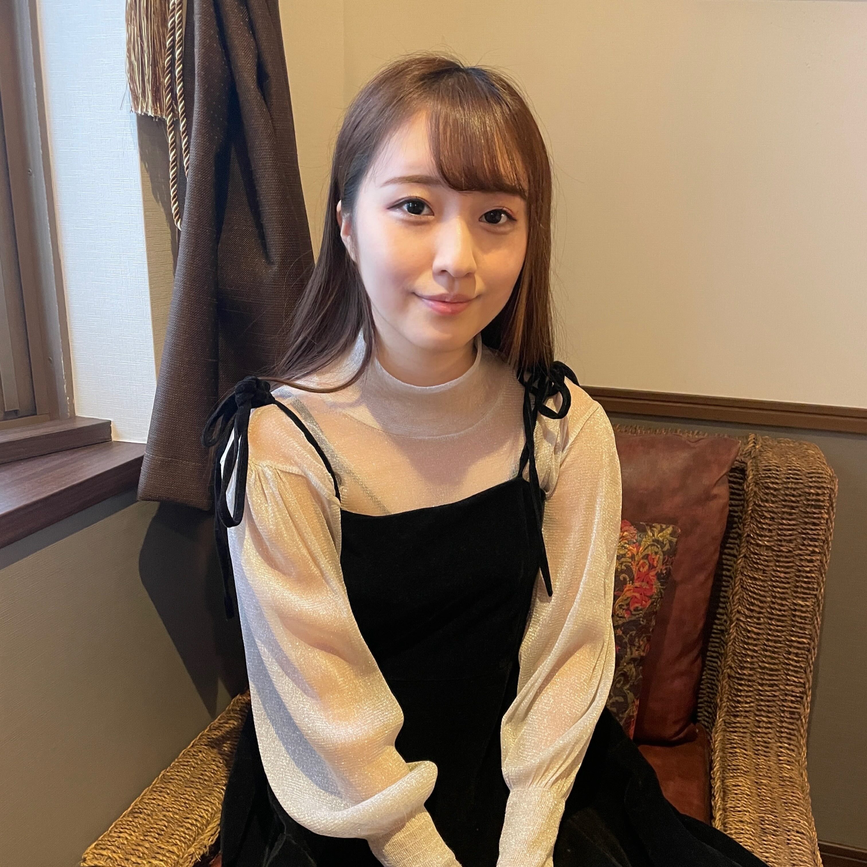 【独家爆料】 抖音11W粉主播-奶兔泡泡！你们的高冷女神只要华子刷够就是大哥的小母狗！