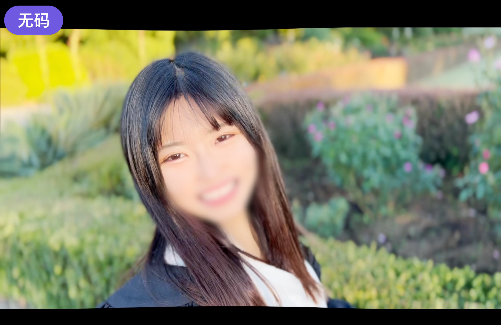大波浪【新人甜美小姐姐】下海大秀，学生情趣制服脱掉，揉捏奶子张开双腿自摸，抬起修长美腿，浴室洗澡手指扣穴