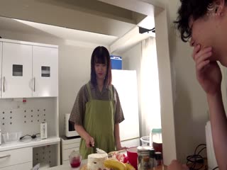 CHUC-074 結婚3年目の人妻OLは不倫がやめられない かほ（30）
