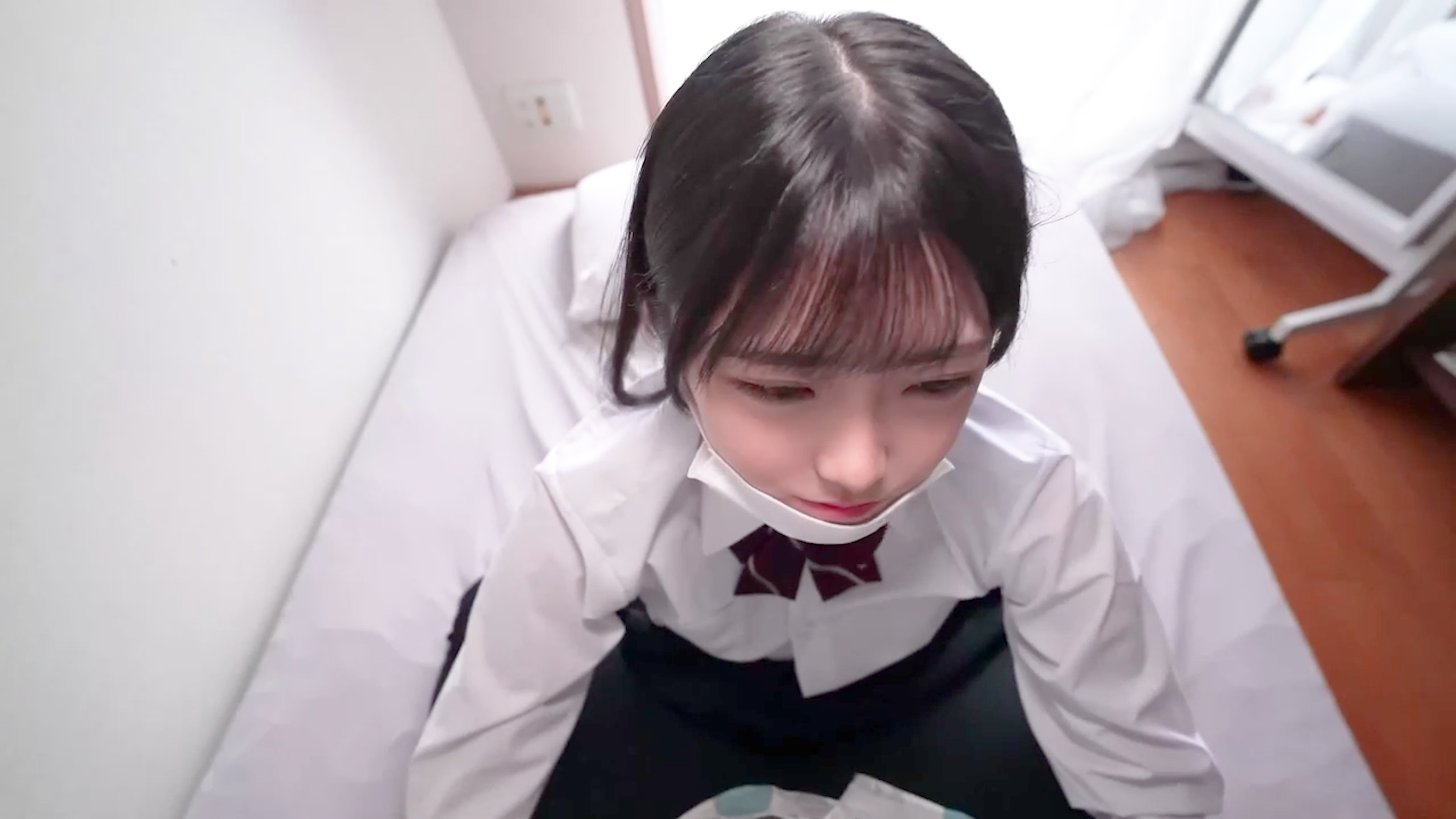 【有码】FC2-3430809 200●年生まれ本物1○才あやちゃん、学校帰りのツンデレ美小女に無許